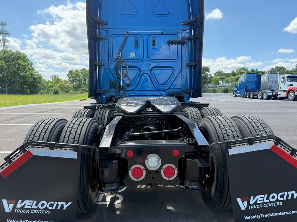 FREIGHTLINER CASCADIA 126SLP 2020