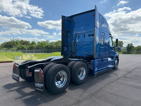 FREIGHTLINER CASCADIA 126SLP 2020