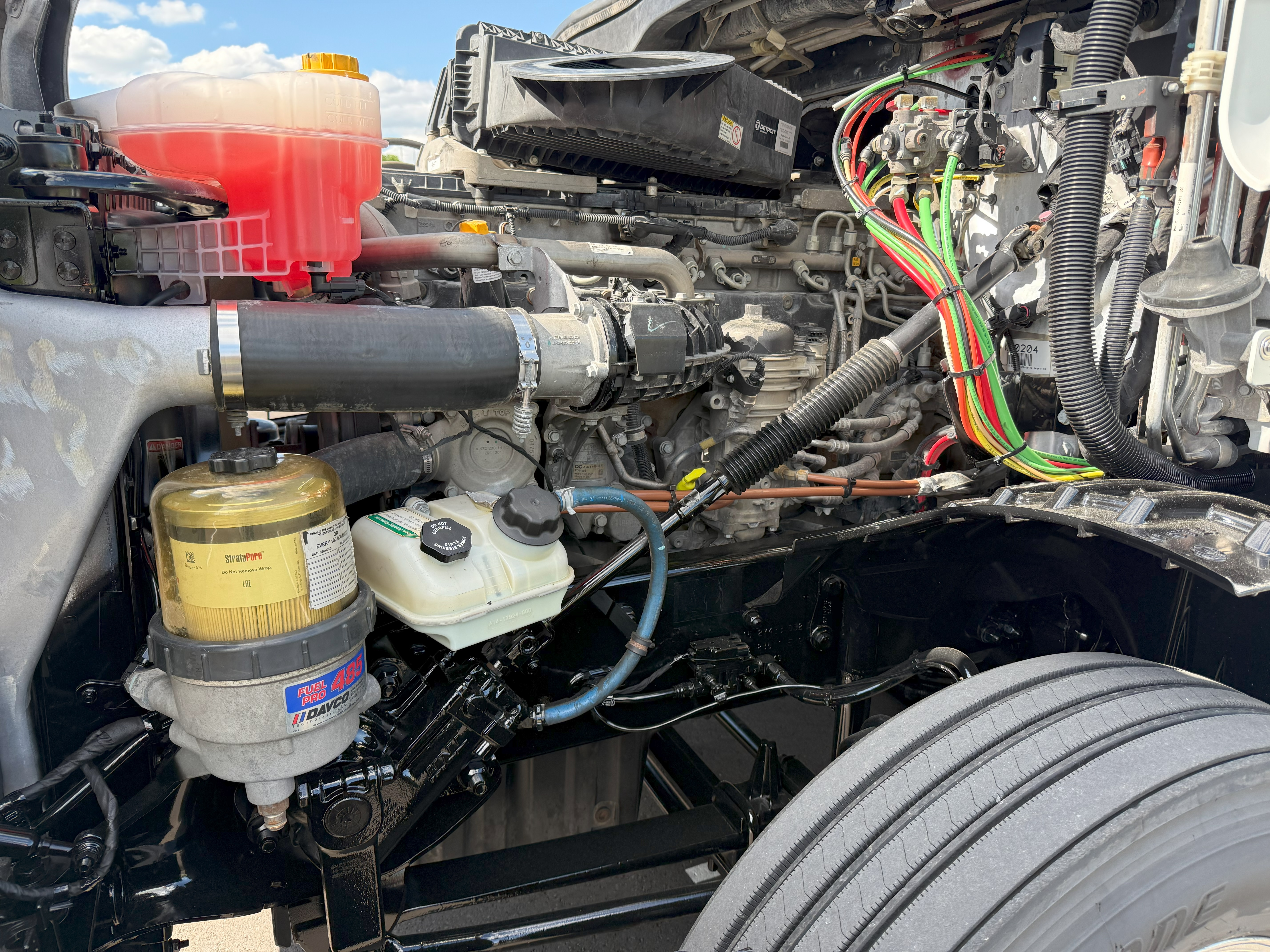 2019 FREIGHTLINER CASCADIA 126SLP - image 9