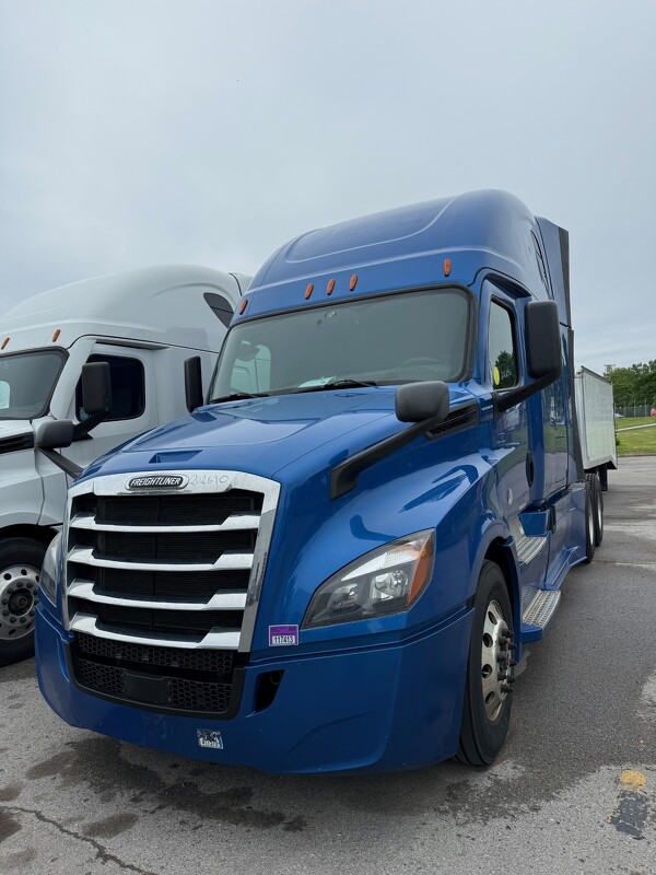 FREIGHTLINER CASCADIA 126SLP 2020