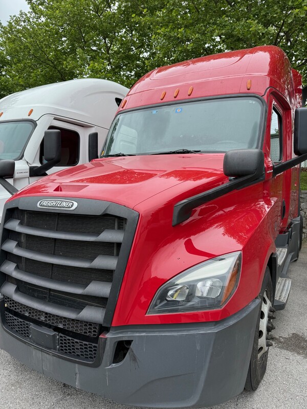 FREIGHTLINER CASCADIA 126SLP 2020