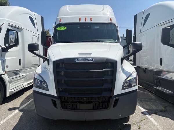 FREIGHTLINER CASCADIA 126SLP 2023
