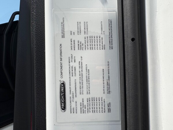 FREIGHTLINER CASCADIA 126SLP 2023