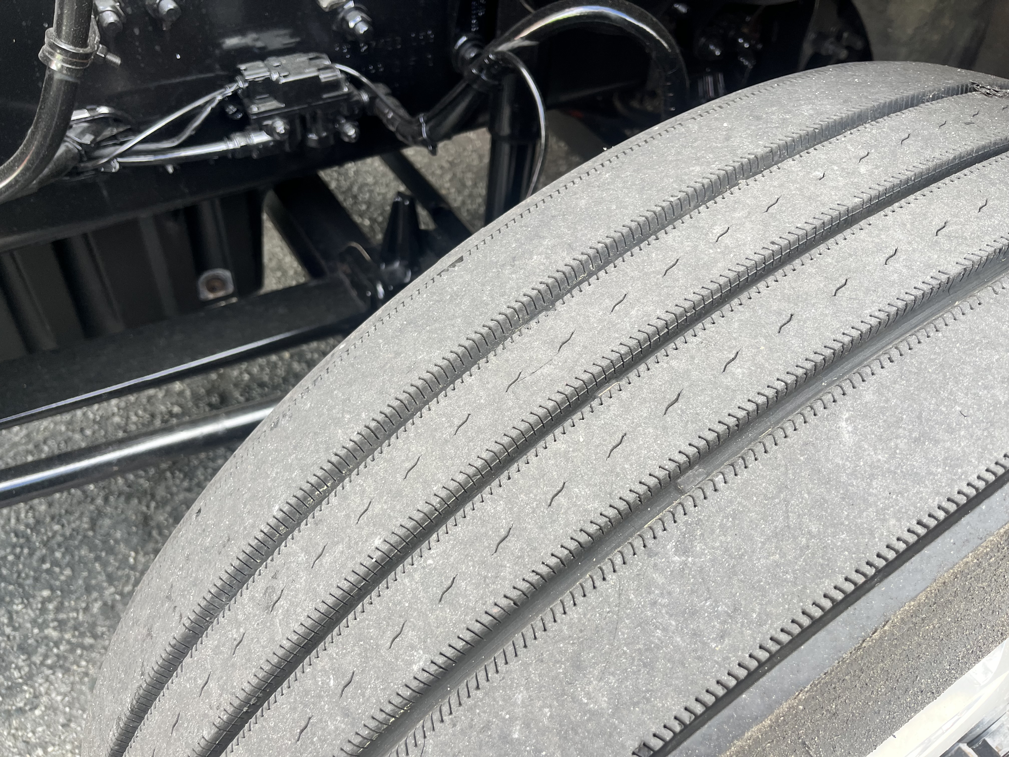 2020 FREIGHTLINER CASCADIA 126SLP - image 13