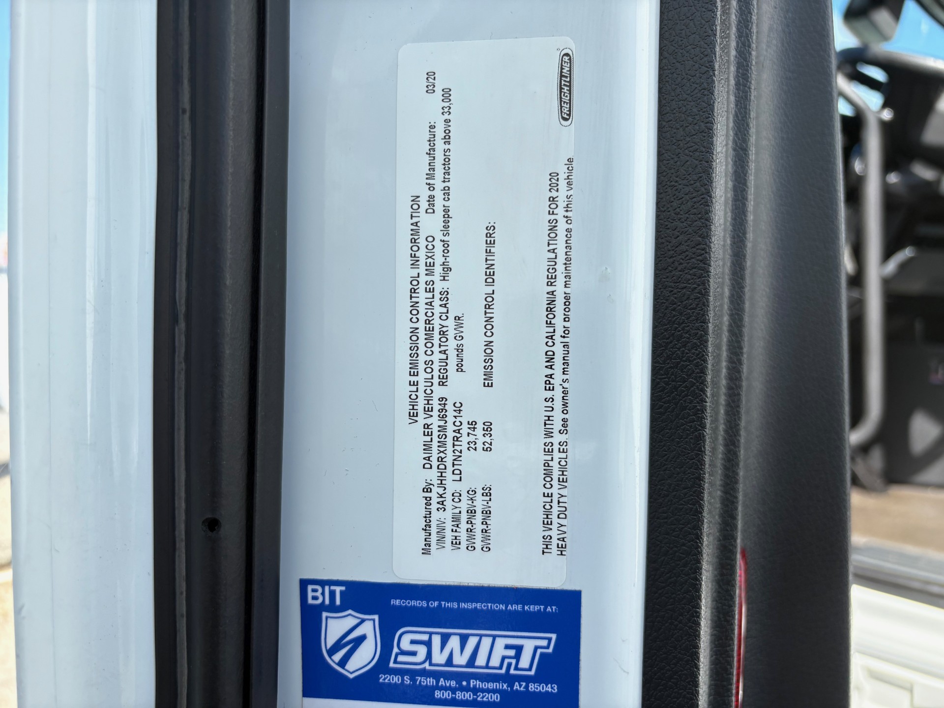 2021 FREIGHTLINER CASCADIA 126SLP - image 16