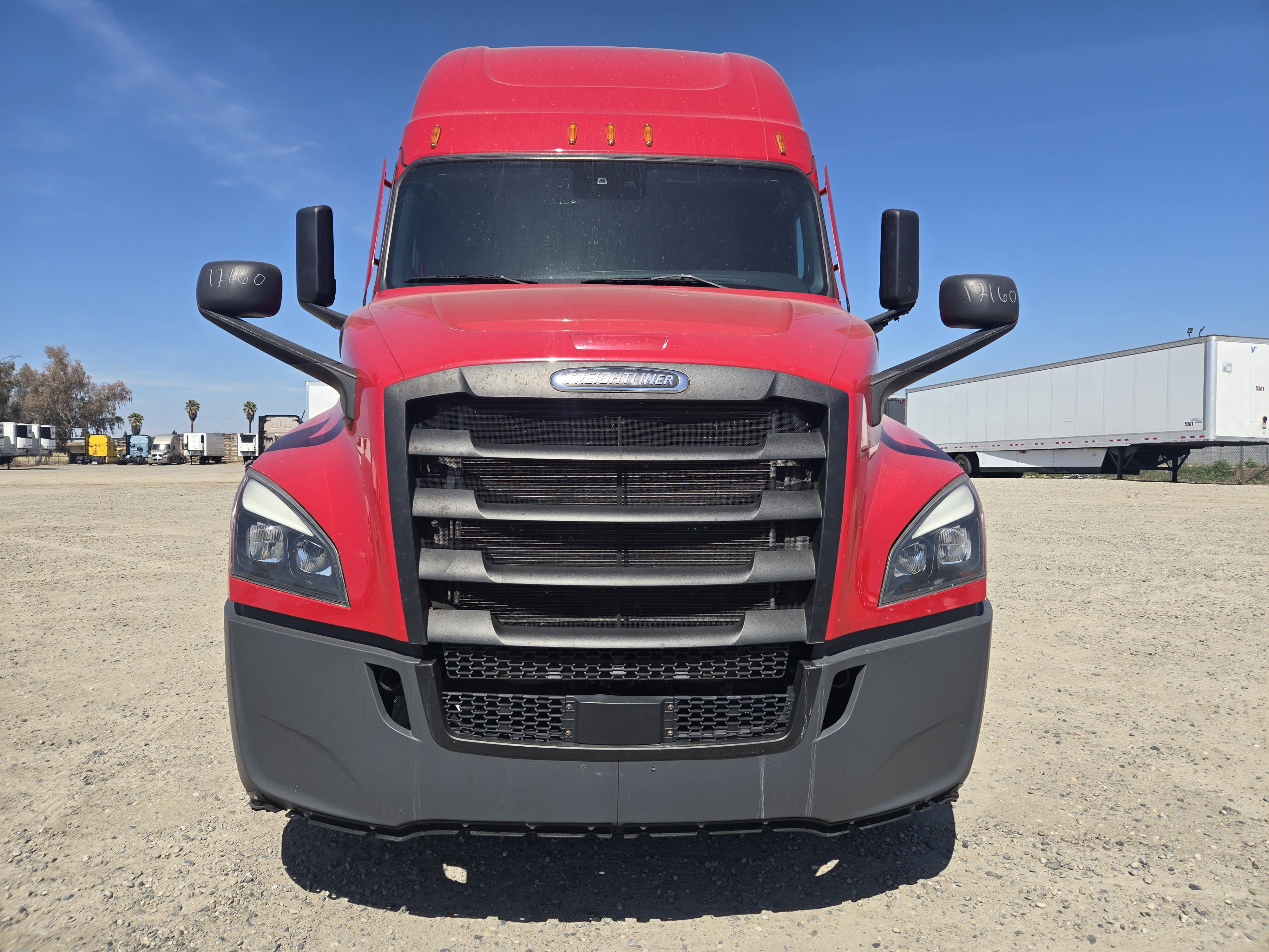 2021 FREIGHTLINER CASCADIA 126SLP - image 2
