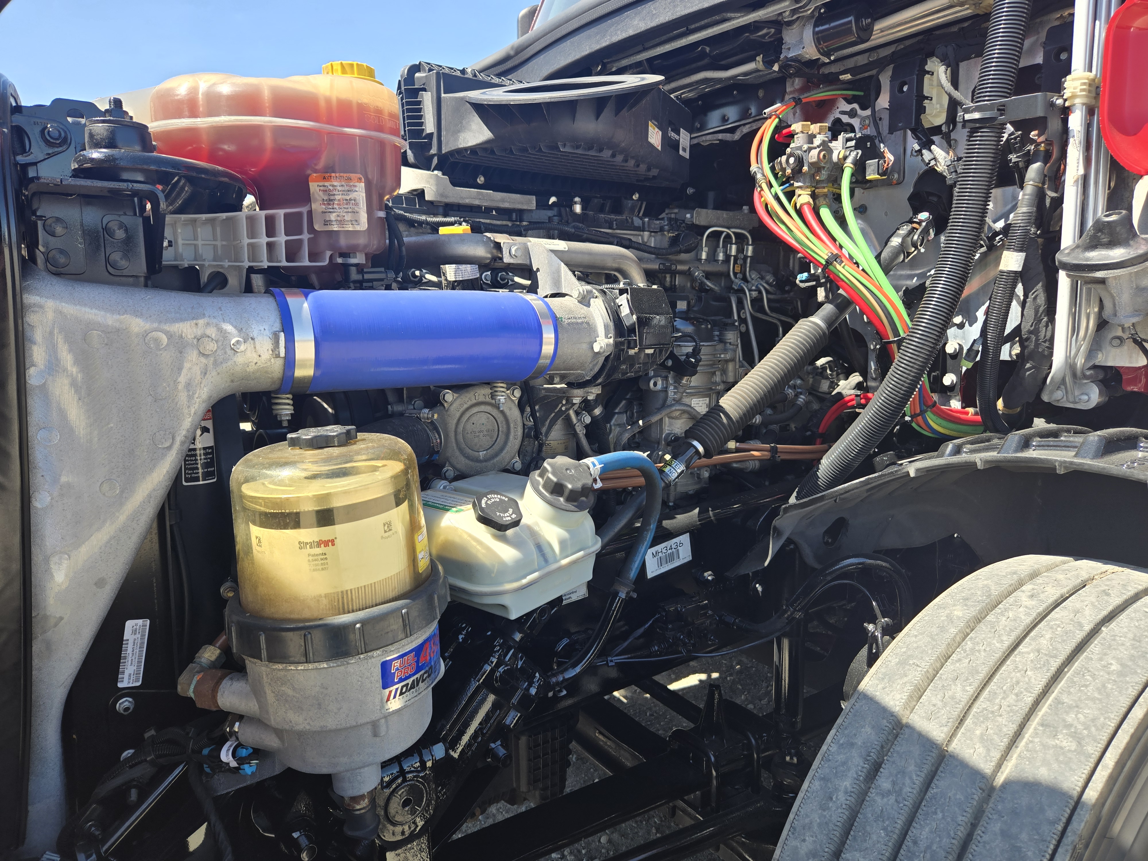 2021 FREIGHTLINER CASCADIA 126SLP - image 10