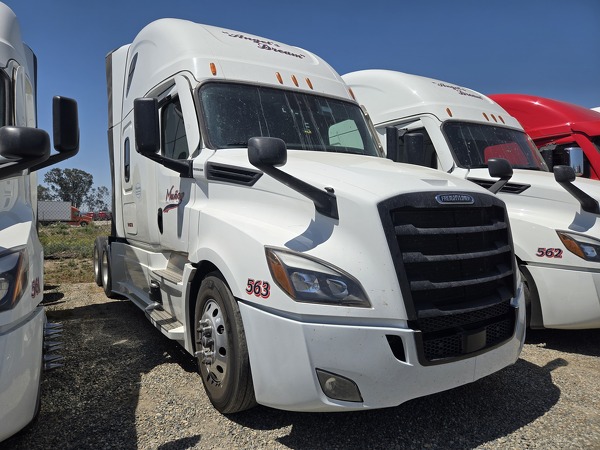 FREIGHTLINER CASCADIA 126SLP 2024