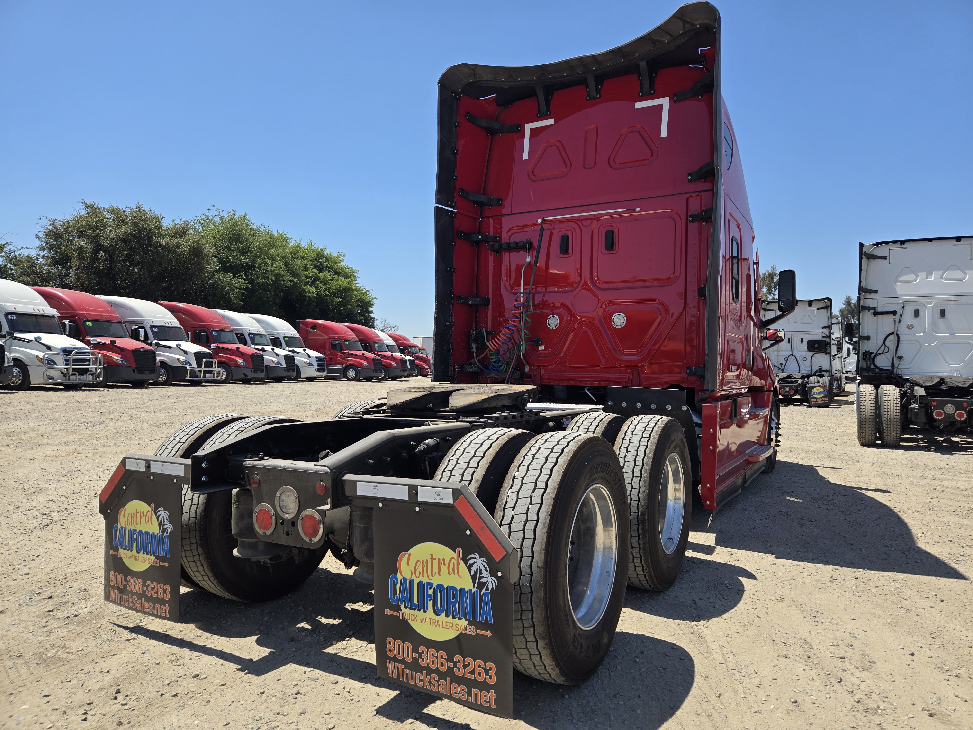 2022 FREIGHTLINER CASCADIA 126SLP - image 6