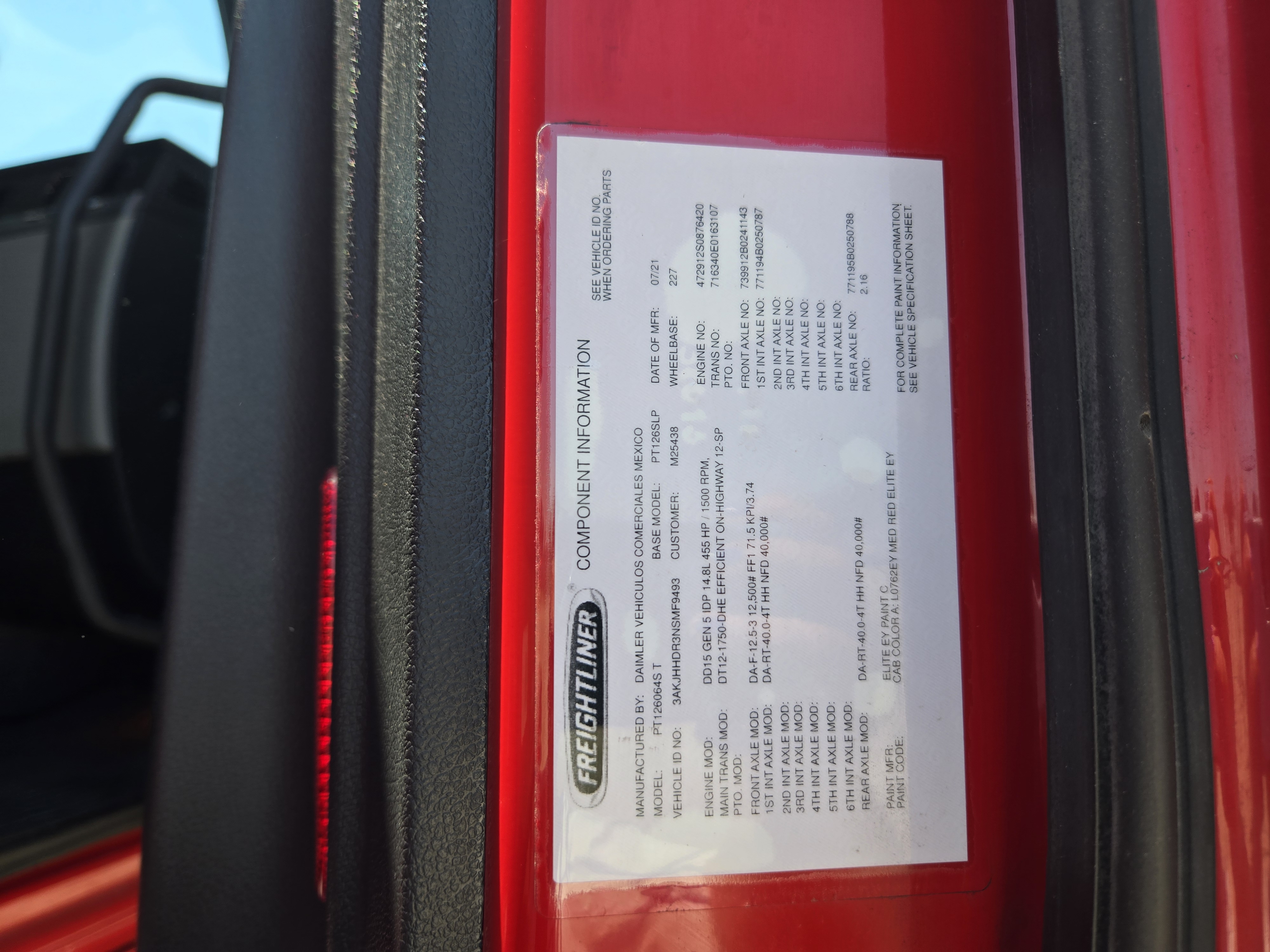 2022 FREIGHTLINER CASCADIA 126SLP - image 20