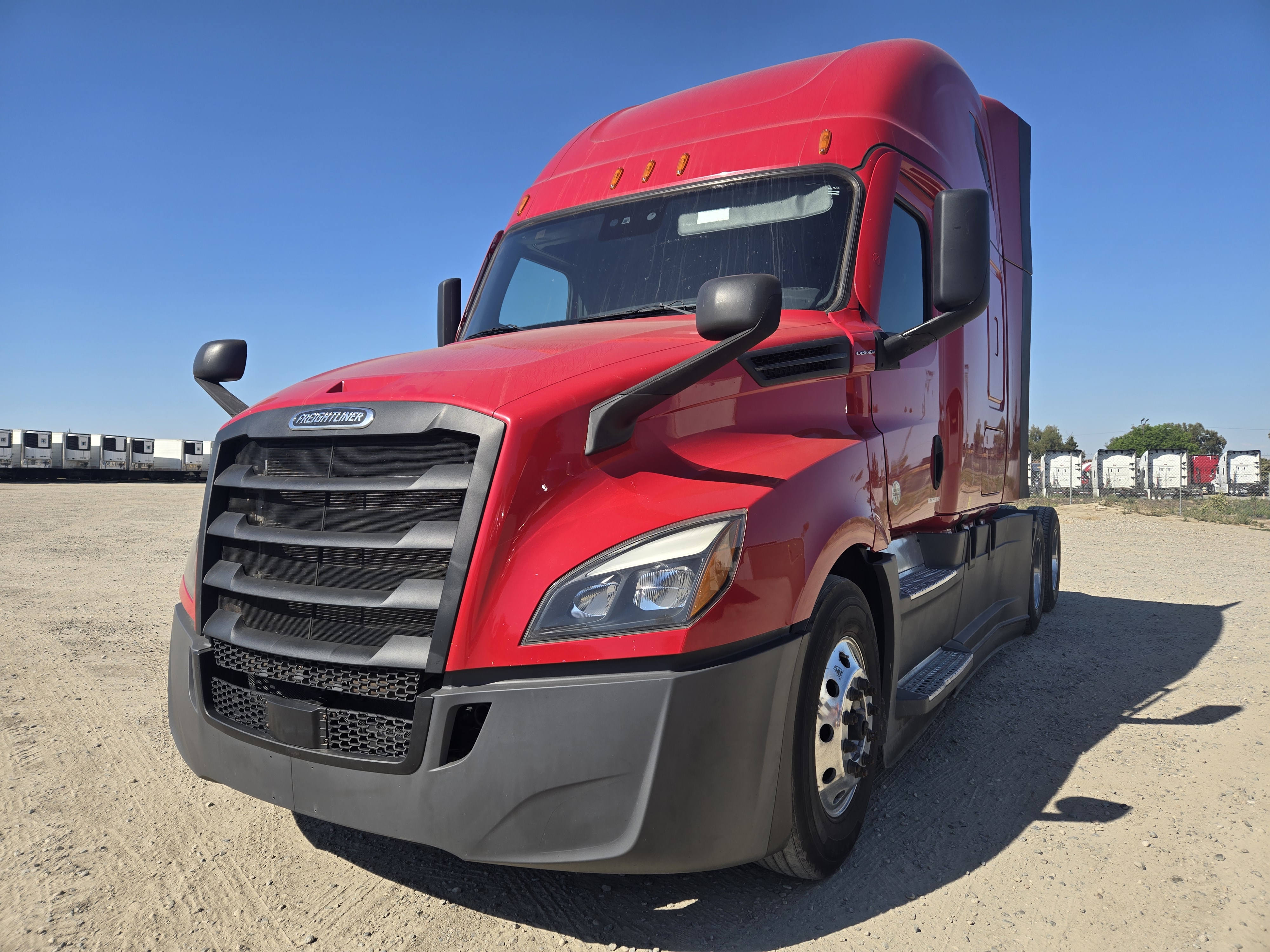 2021 FREIGHTLINER CASCADIA 126SLP - image 1