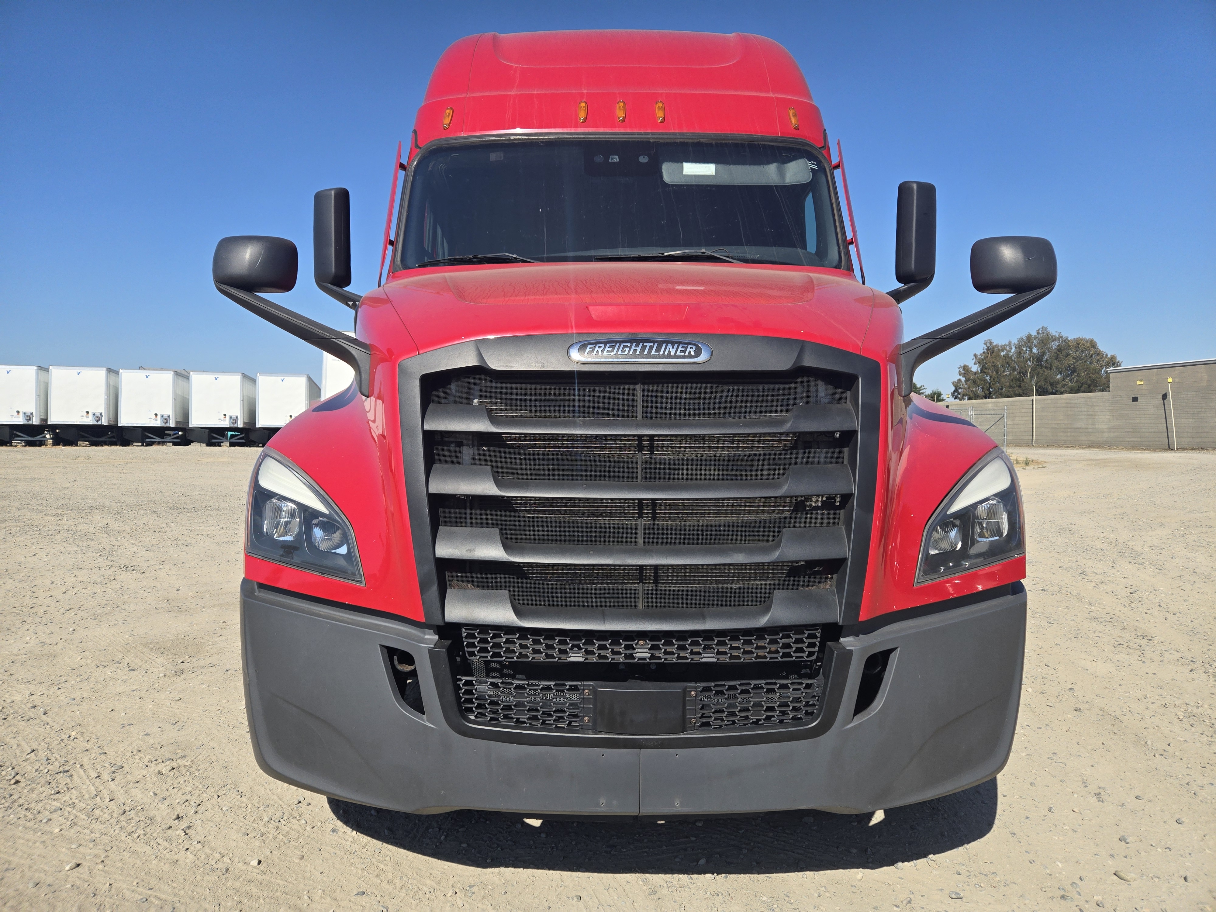2021 FREIGHTLINER CASCADIA 126SLP - image 2