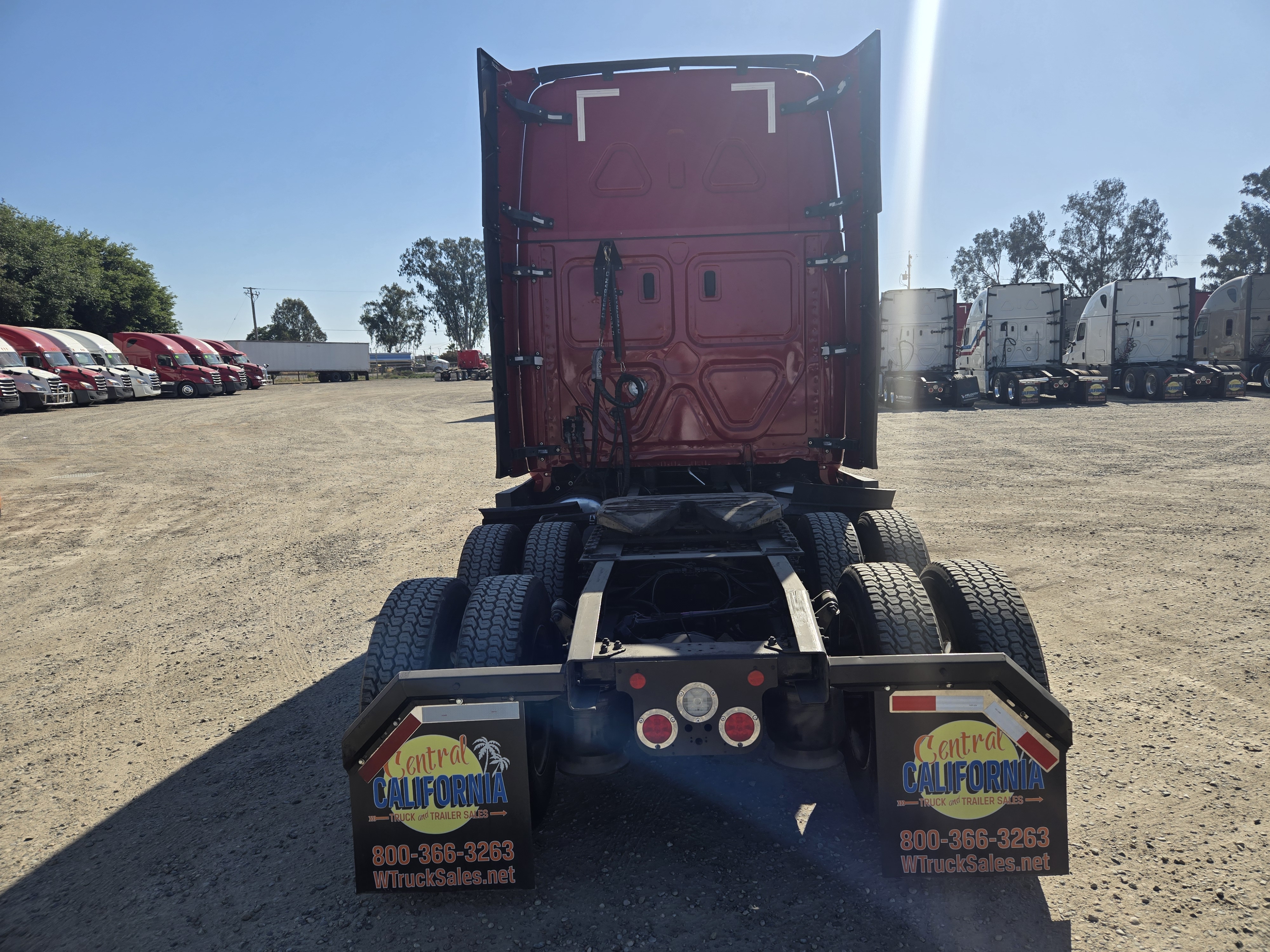 2021 FREIGHTLINER CASCADIA 126SLP - image 5