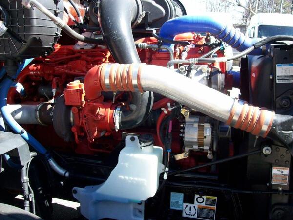 KENWORTH T680 2024