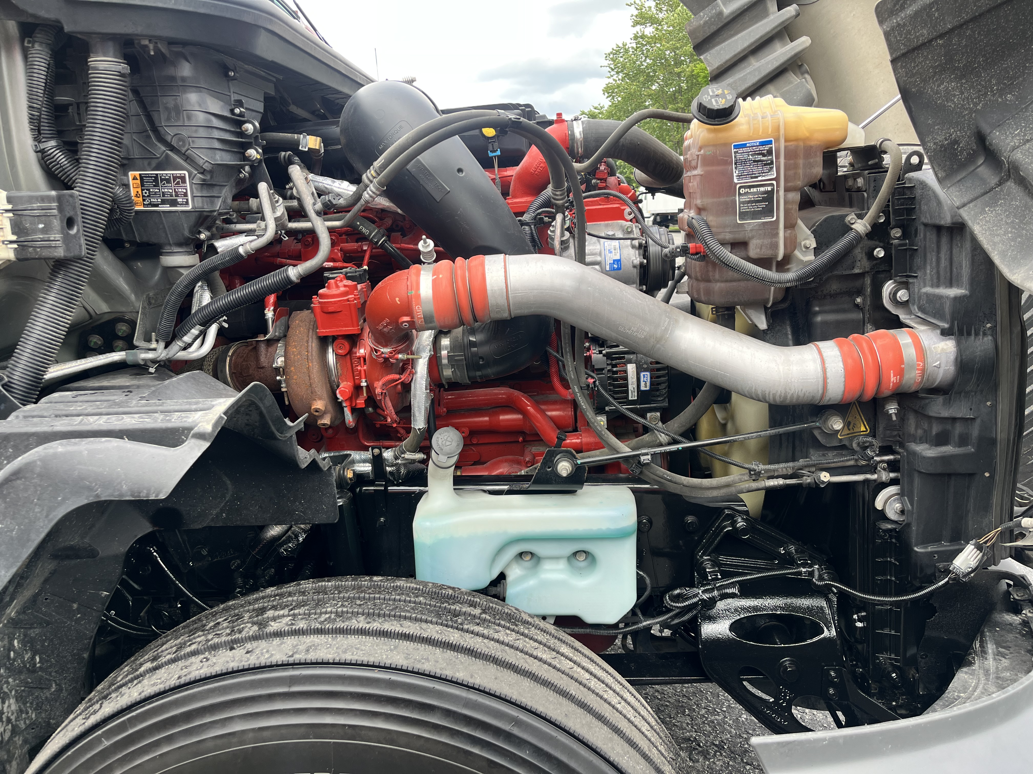 2022 INTERNATIONAL LT625 - image 11