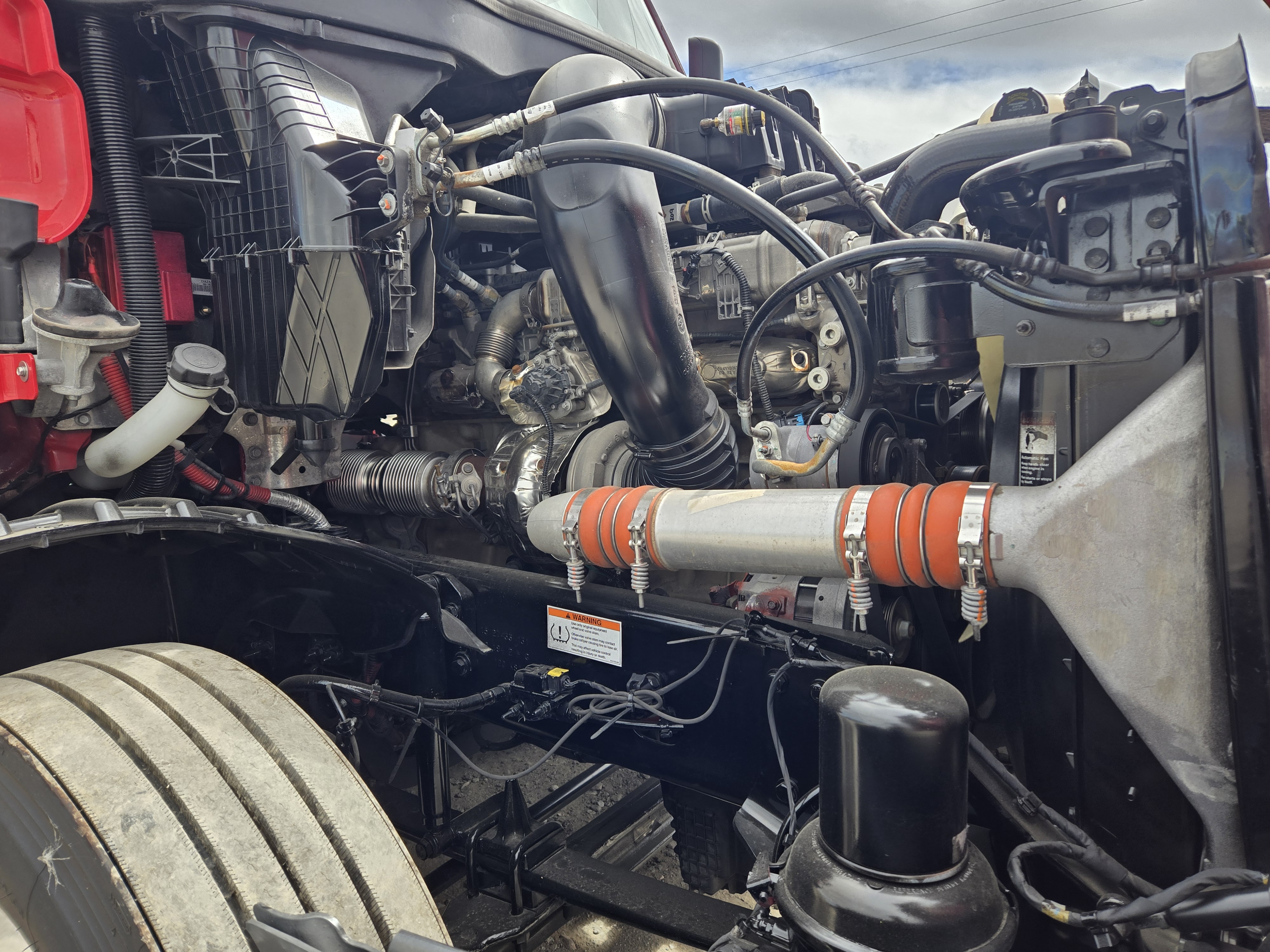 2023 FREIGHTLINER CASCADIA 126SLP - image 11