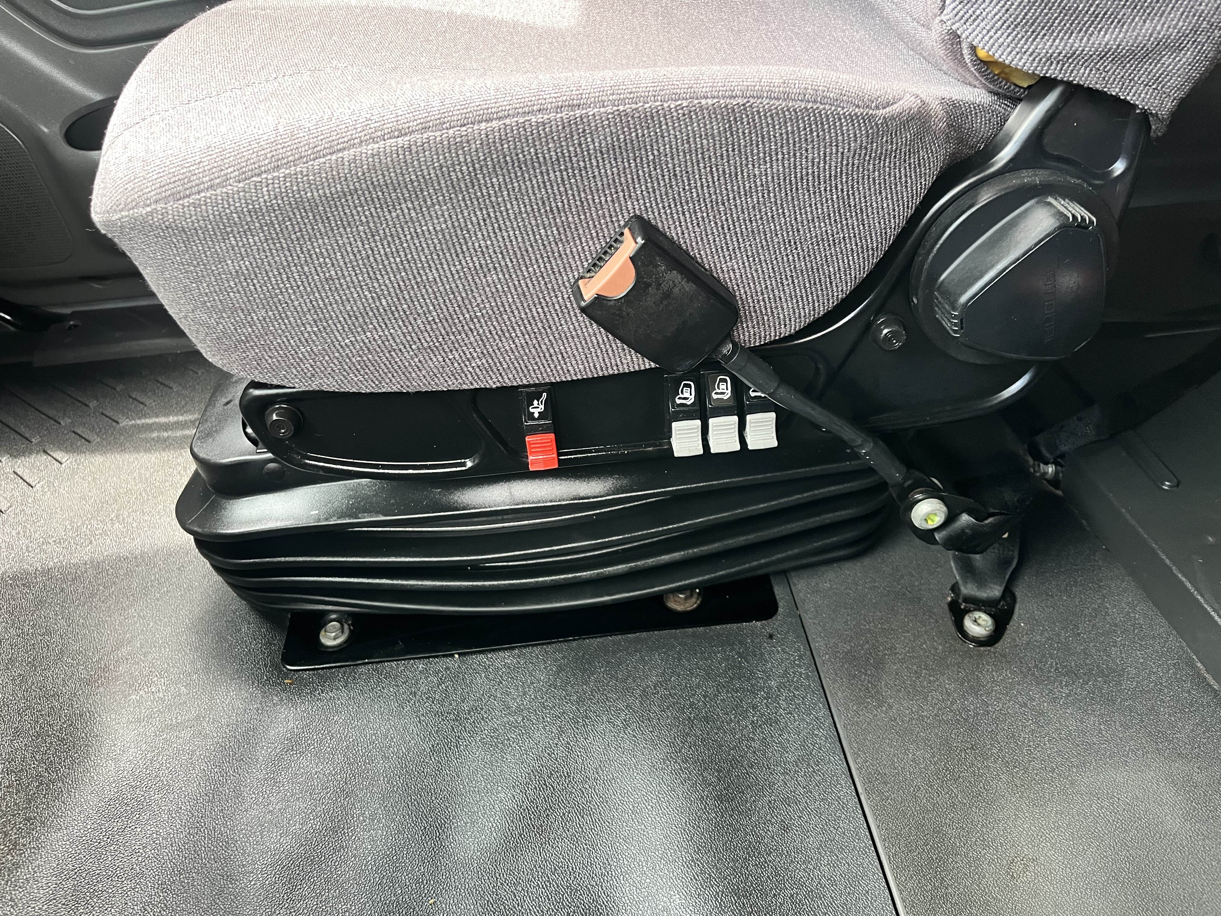 2022 INTERNATIONAL LT625 - image 14