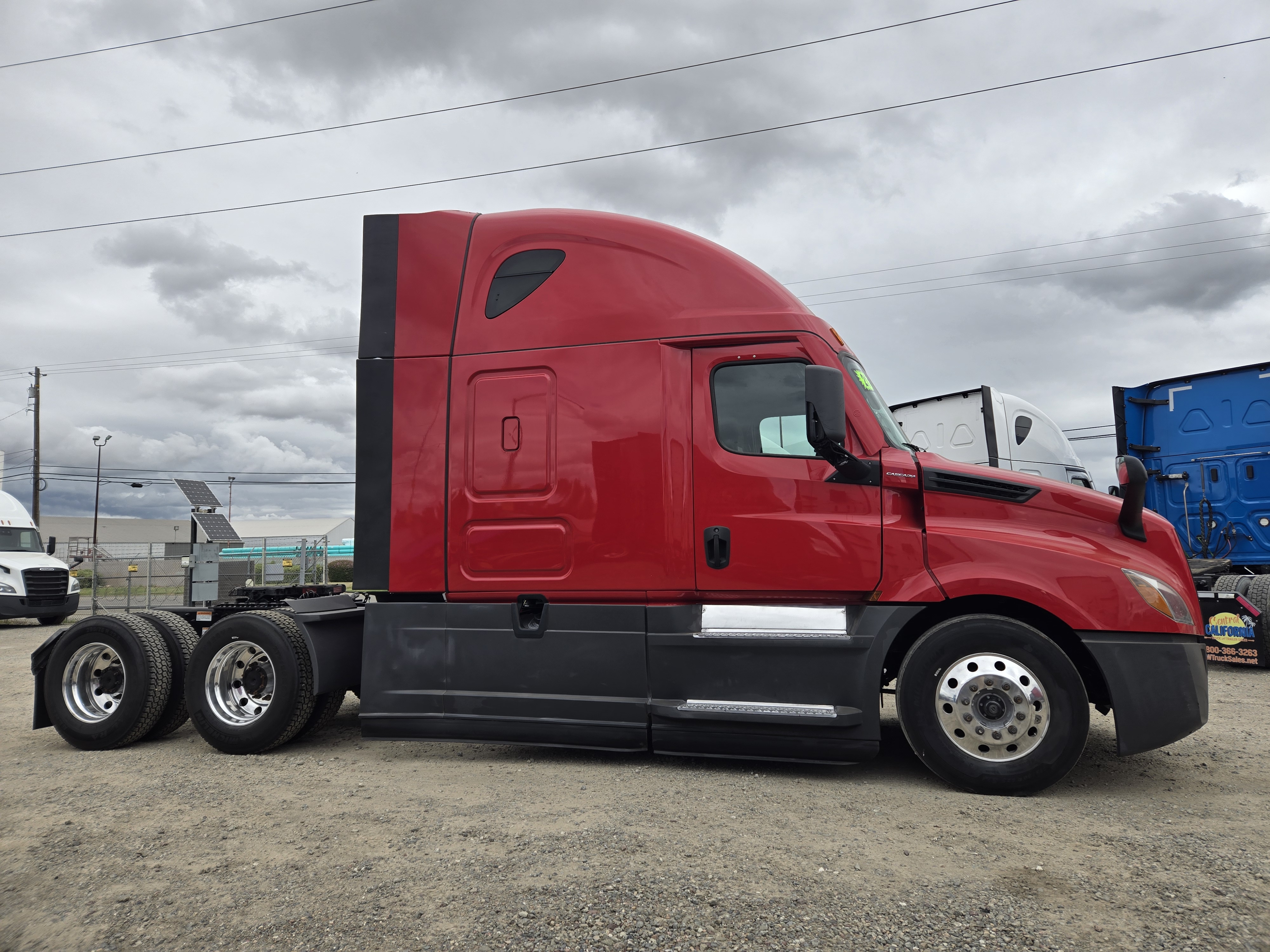 2021 FREIGHTLINER CASCADIA 126SLP - image 7