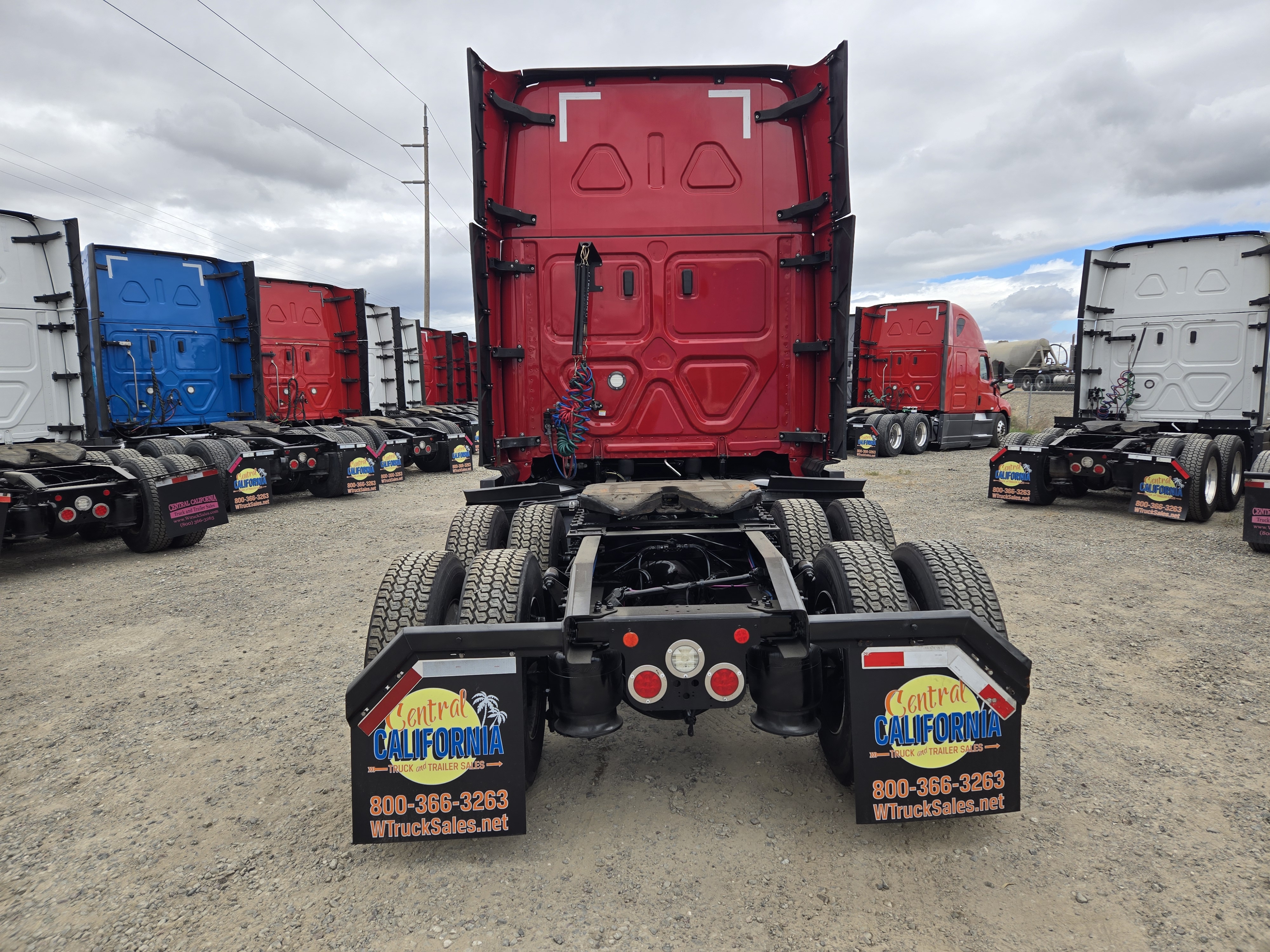 2021 FREIGHTLINER CASCADIA 126SLP - image 5