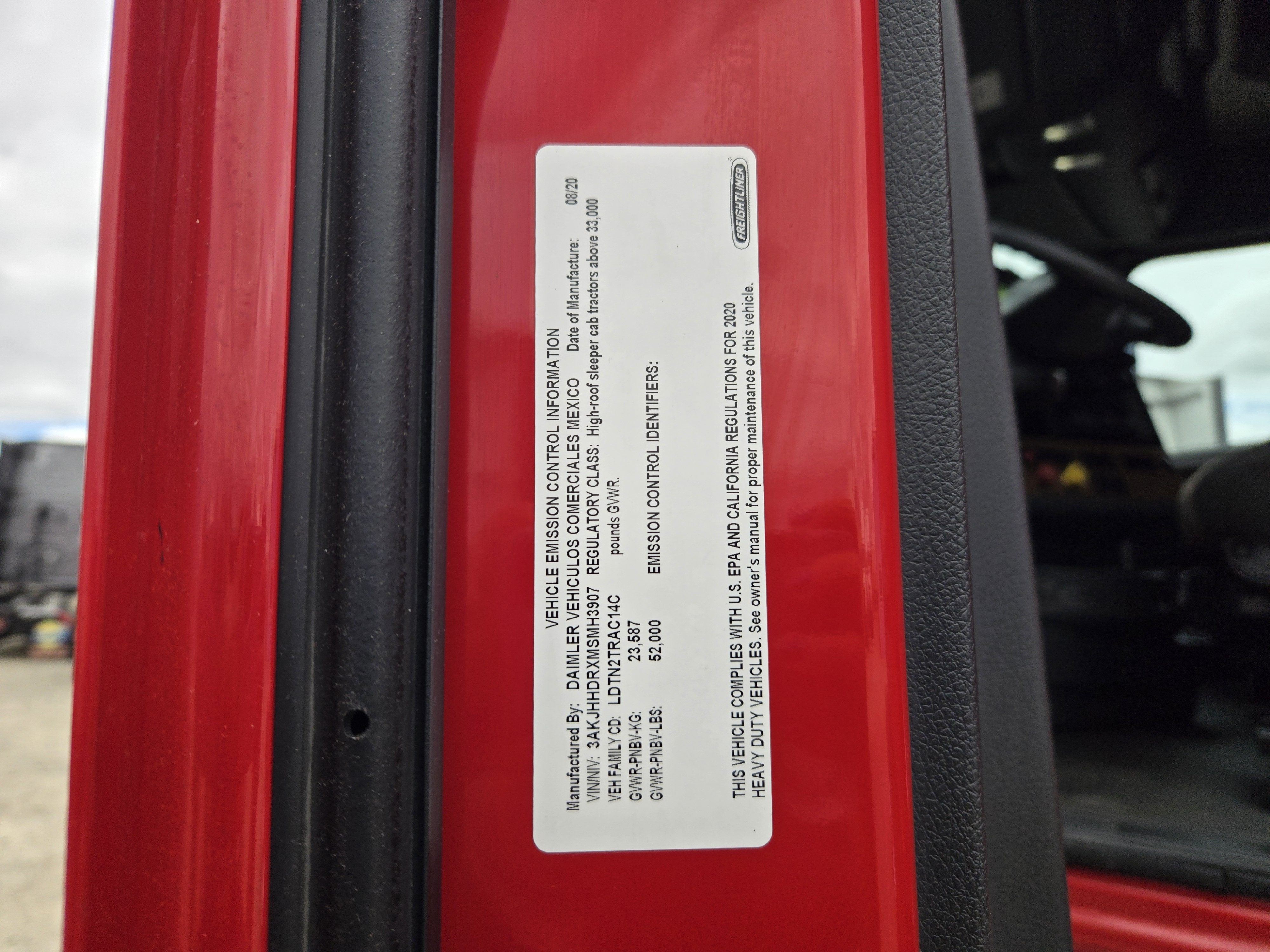 2021 FREIGHTLINER CASCADIA 126SLP - image 20