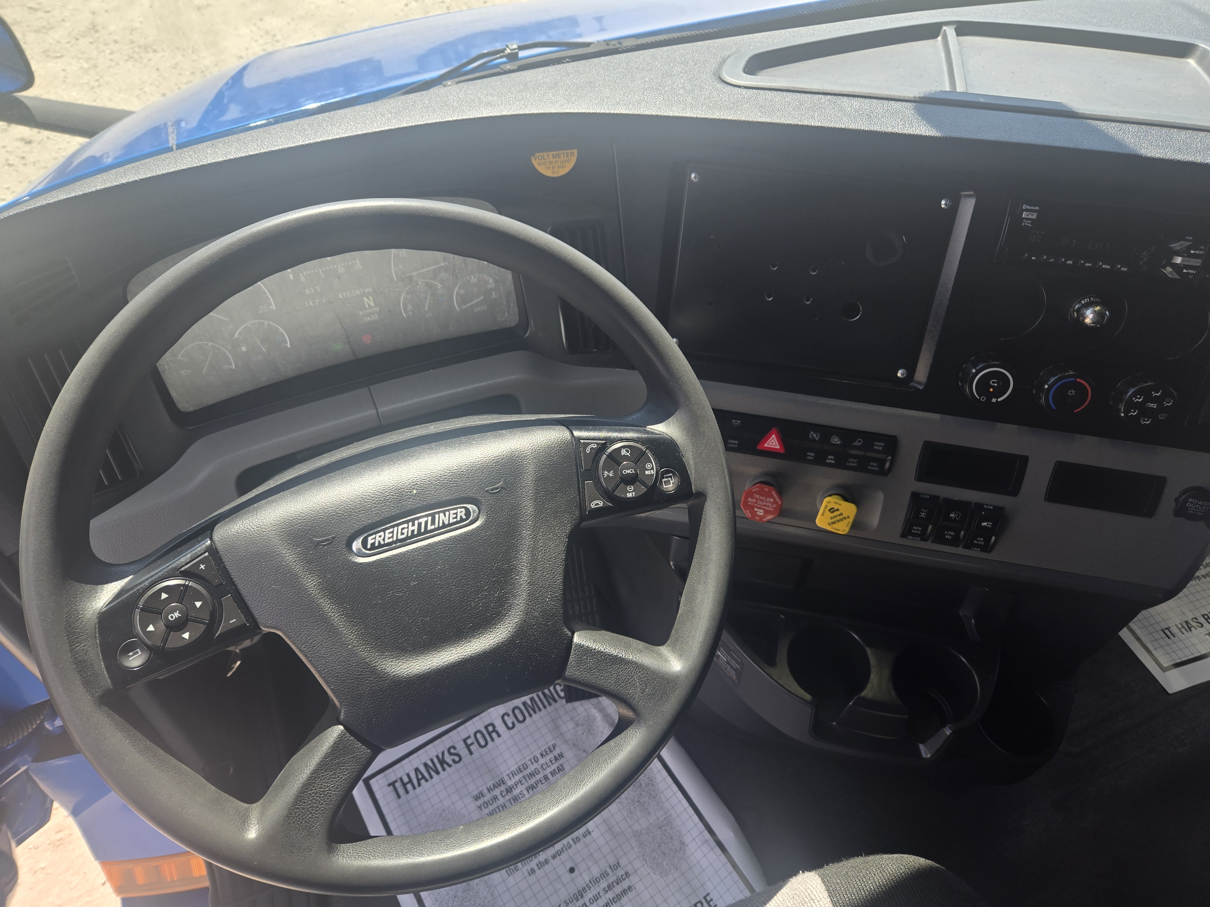 2020 FREIGHTLINER CASCADIA 126SLP - image 17