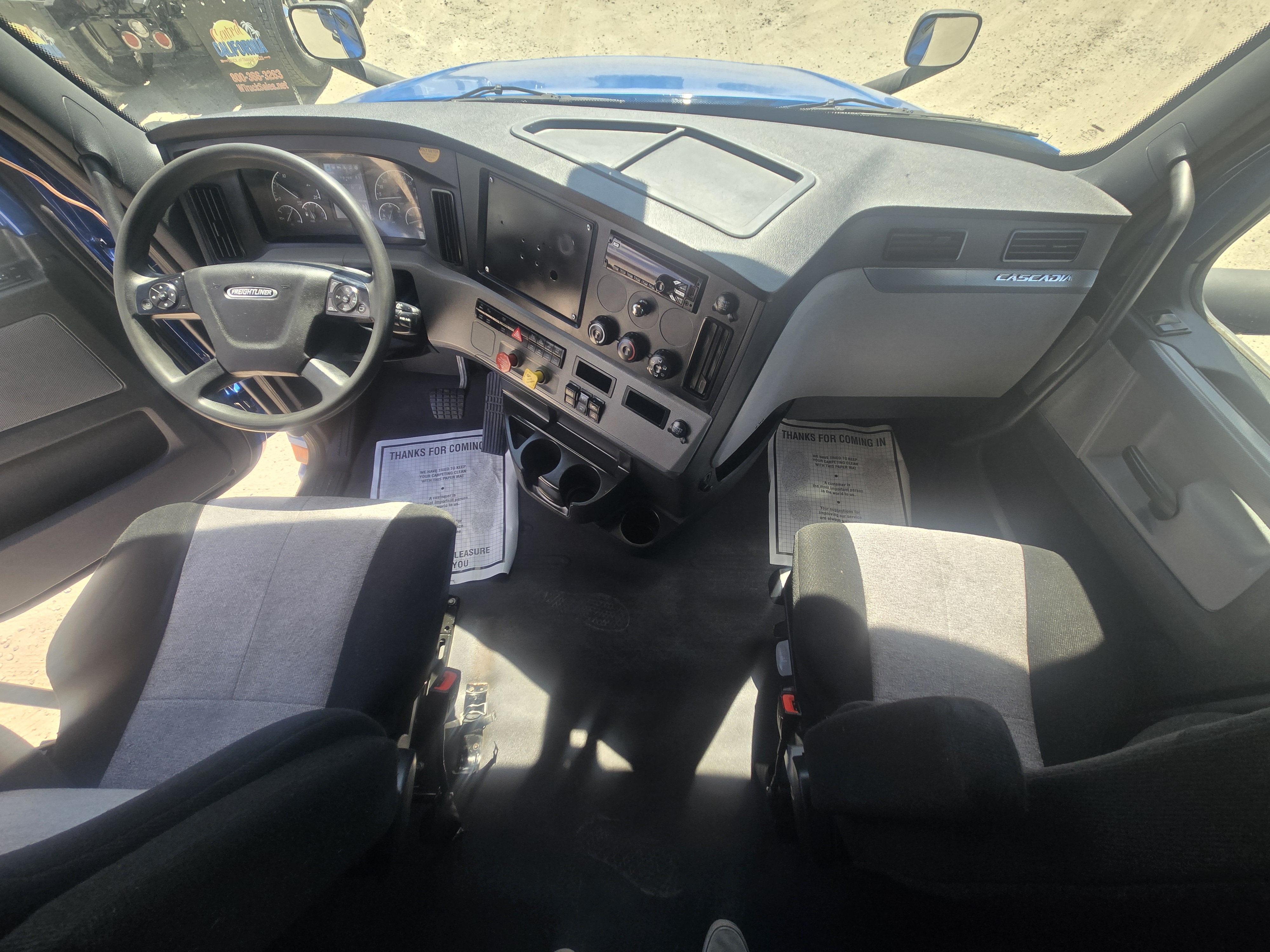 2020 FREIGHTLINER CASCADIA 126SLP - image 18