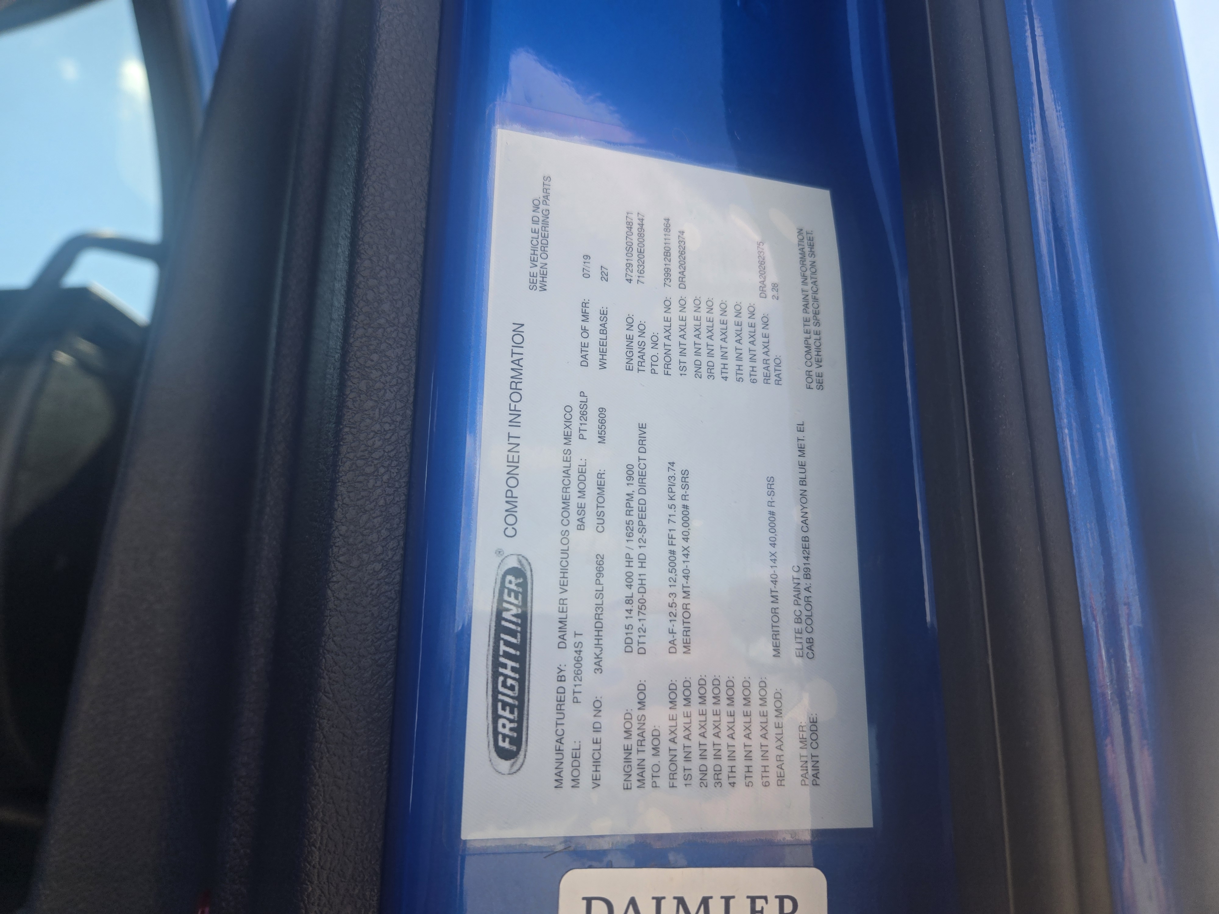 2020 FREIGHTLINER CASCADIA 126SLP - image 21