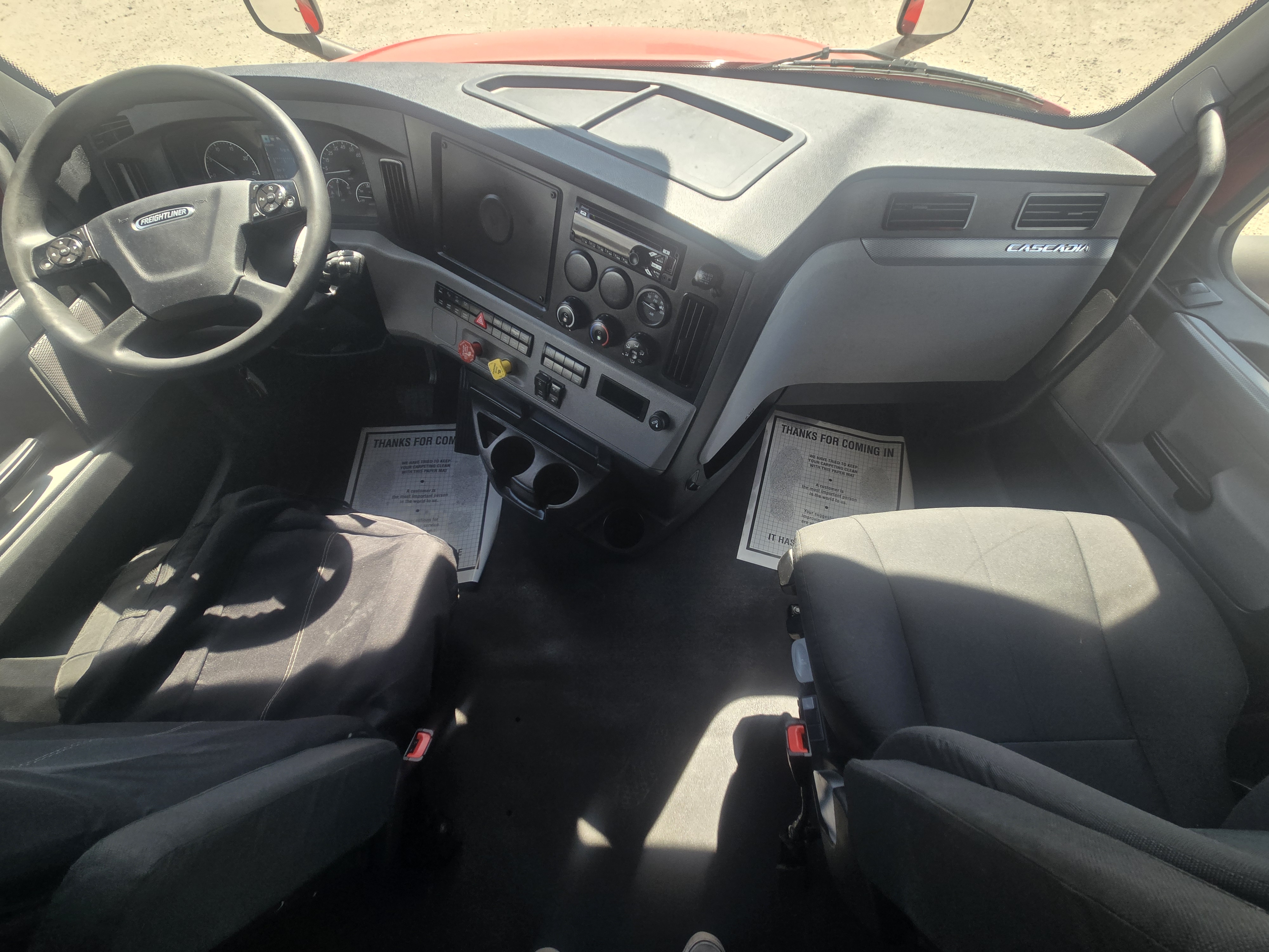 2021 FREIGHTLINER CASCADIA 126SLP - image 17