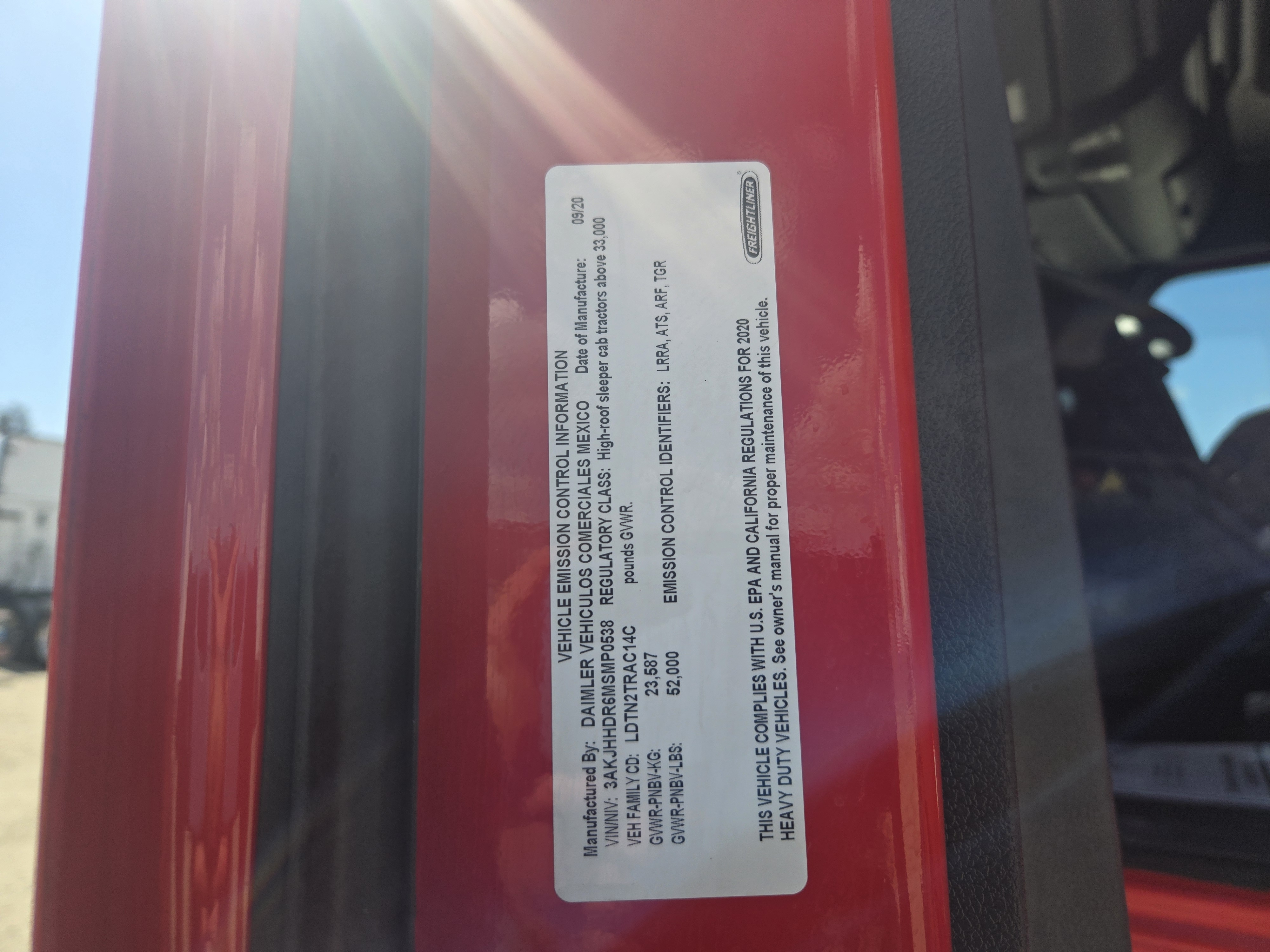 2021 FREIGHTLINER CASCADIA 126SLP - image 18