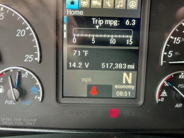 FREIGHTLINER CASCADIA 126SLP 2020