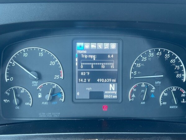 FREIGHTLINER CASCADIA 126SLP 2020