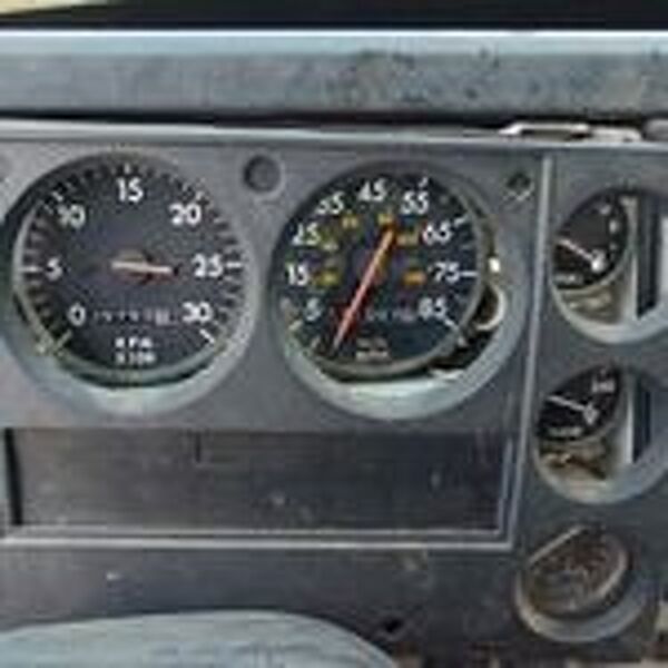 FREIGHTLINER FL70 1998