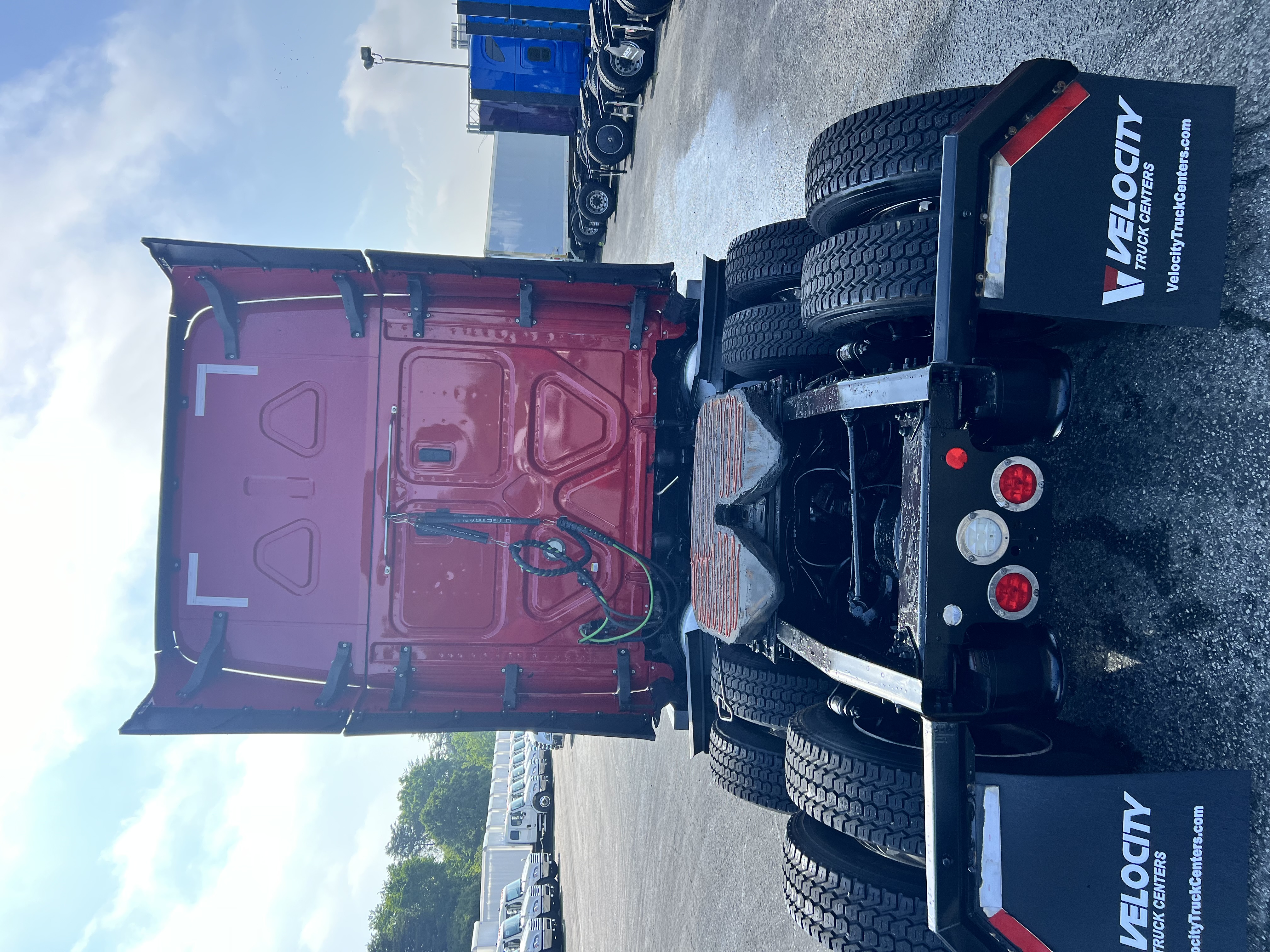 2020 FREIGHTLINER CASCADIA 126SLP - image 5