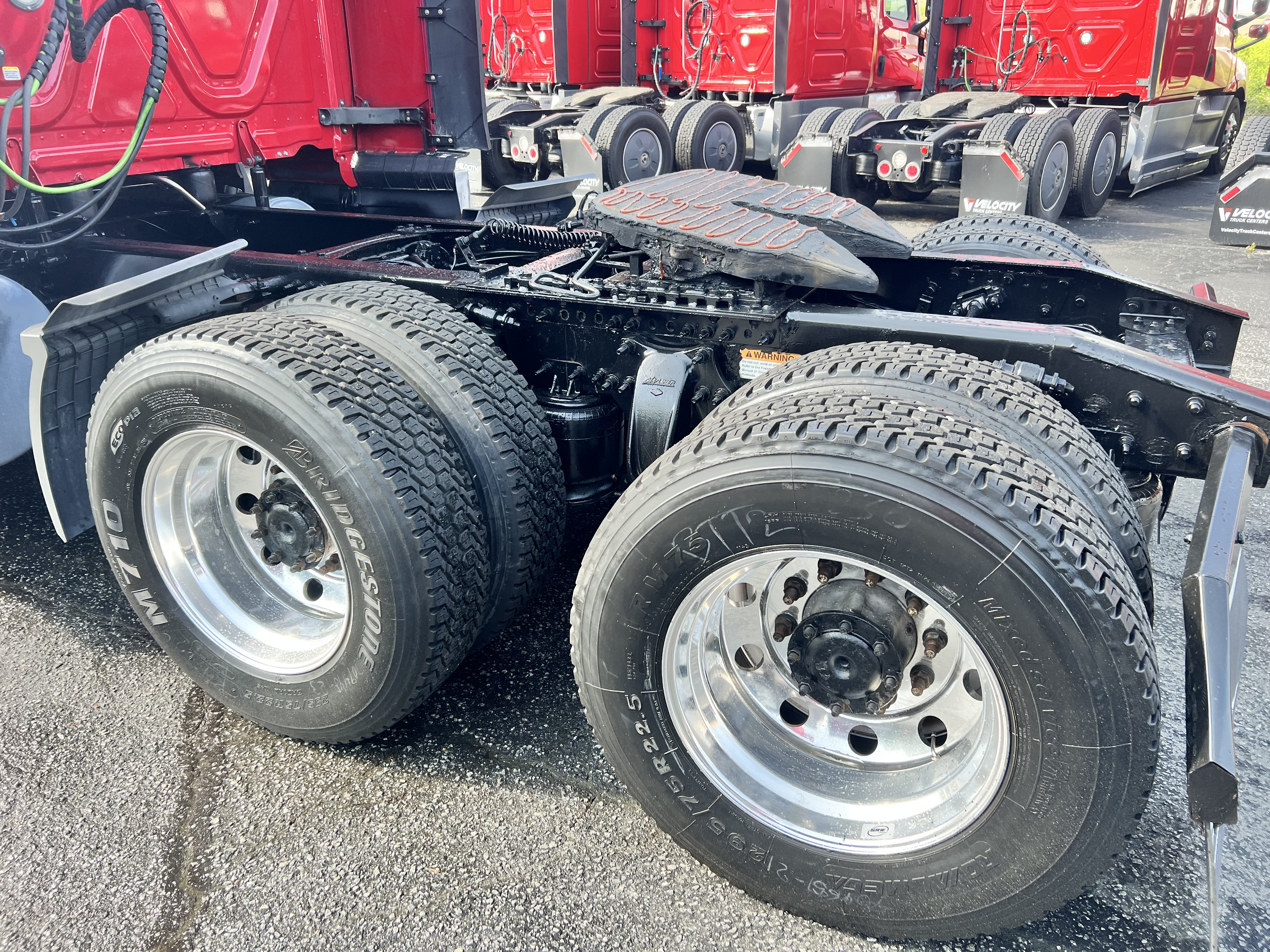 2020 FREIGHTLINER CASCADIA 126SLP - image 4