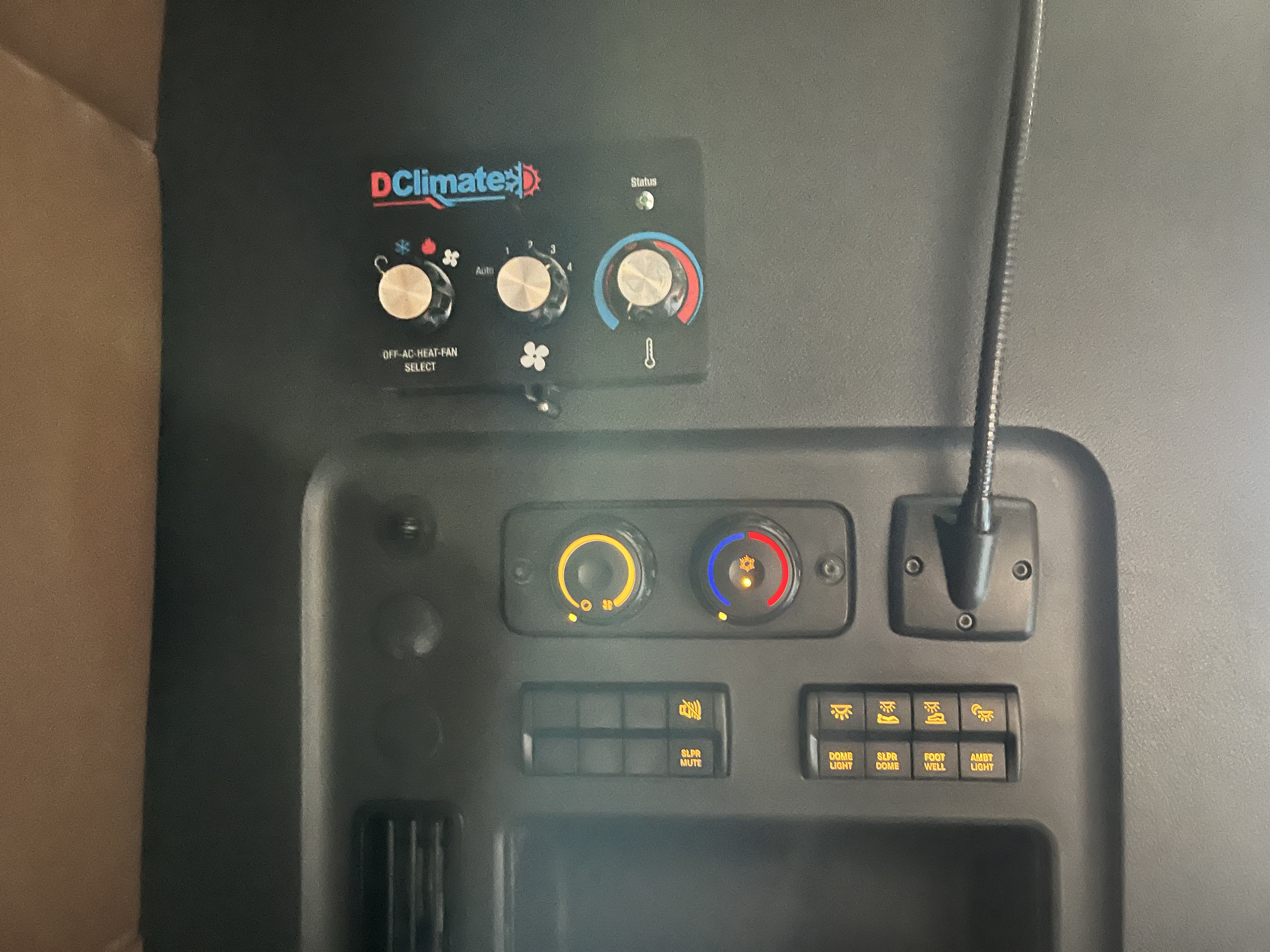 2021 FREIGHTLINER CASCADIA 126SLP - image 18