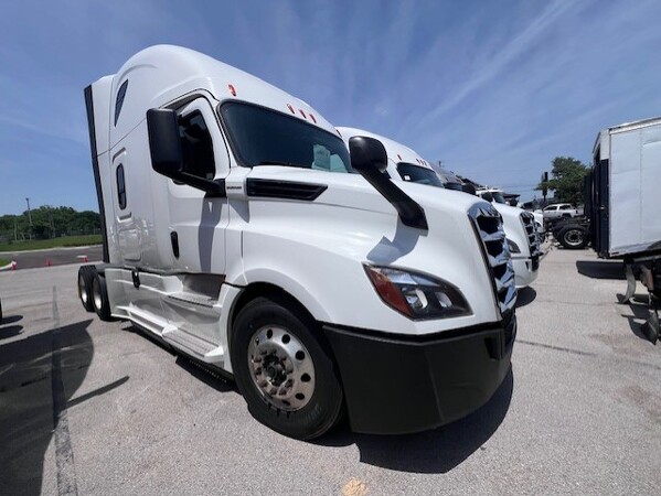 FREIGHTLINER CASCADIA 126SLP 2020