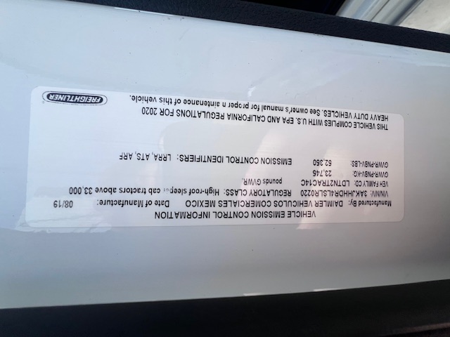 2020 FREIGHTLINER CASCADIA 126SLP - image 10