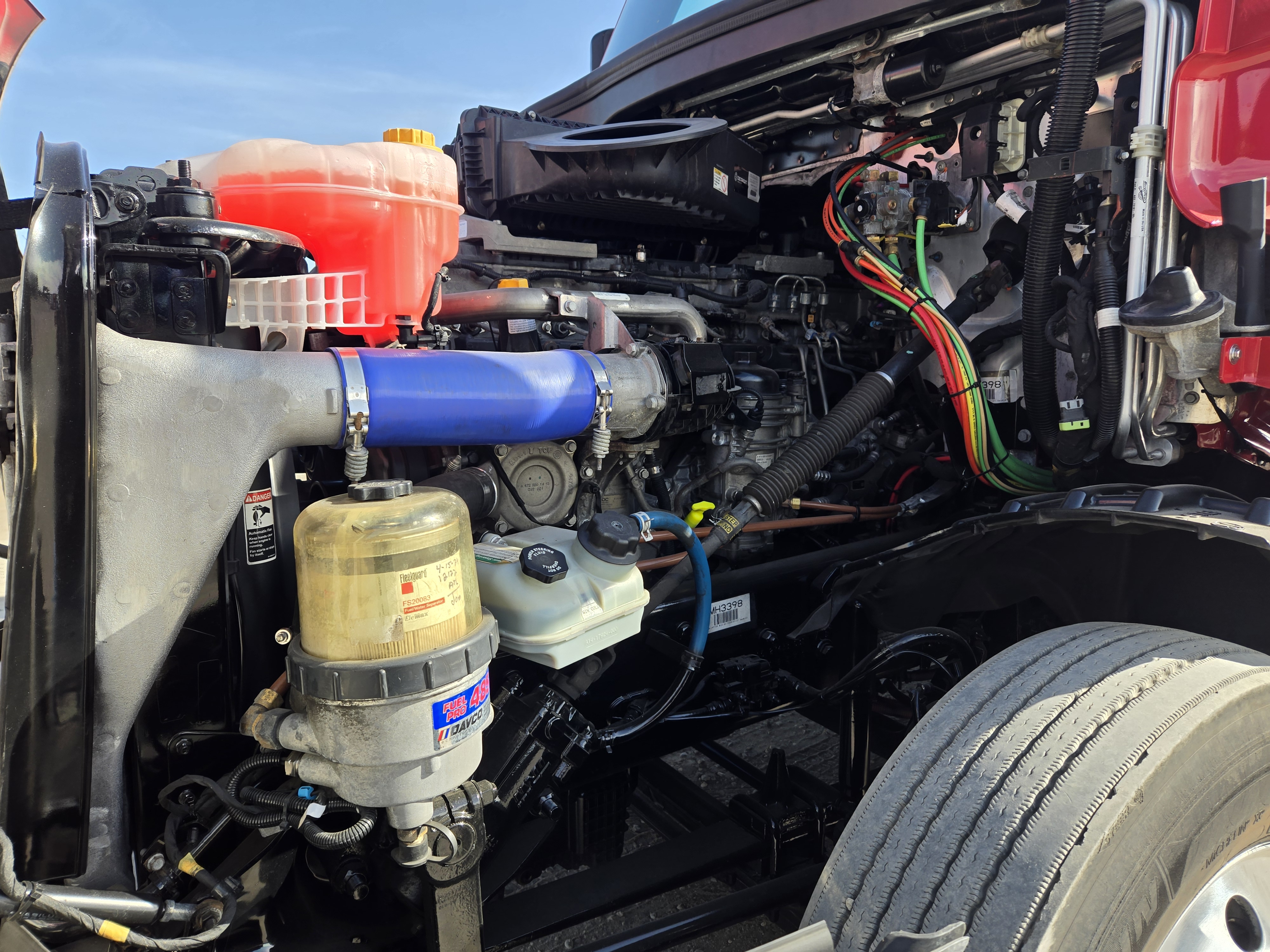 2021 FREIGHTLINER CASCADIA 126SLP - image 9