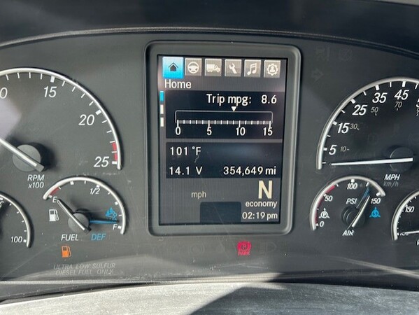 FREIGHTLINER CASCADIA 126SLP 2020