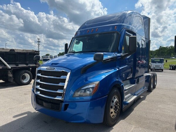 FREIGHTLINER CASCADIA 126SLP 2021
