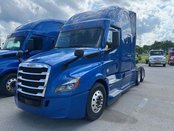FREIGHTLINER CASCADIA 126SLP 2021