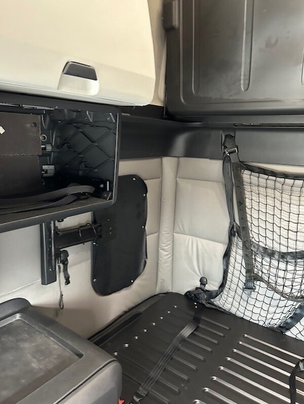 FREIGHTLINER CASCADIA 126SLP 2020