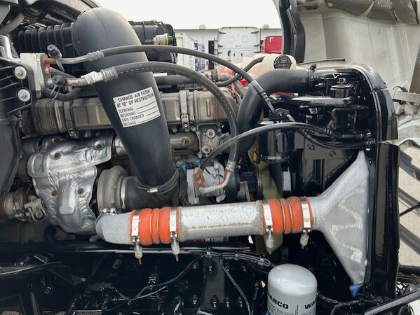 FREIGHTLINER CASCADIA 126SLP 2020