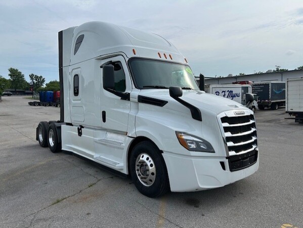 FREIGHTLINER CASCADIA 126SLP 2020