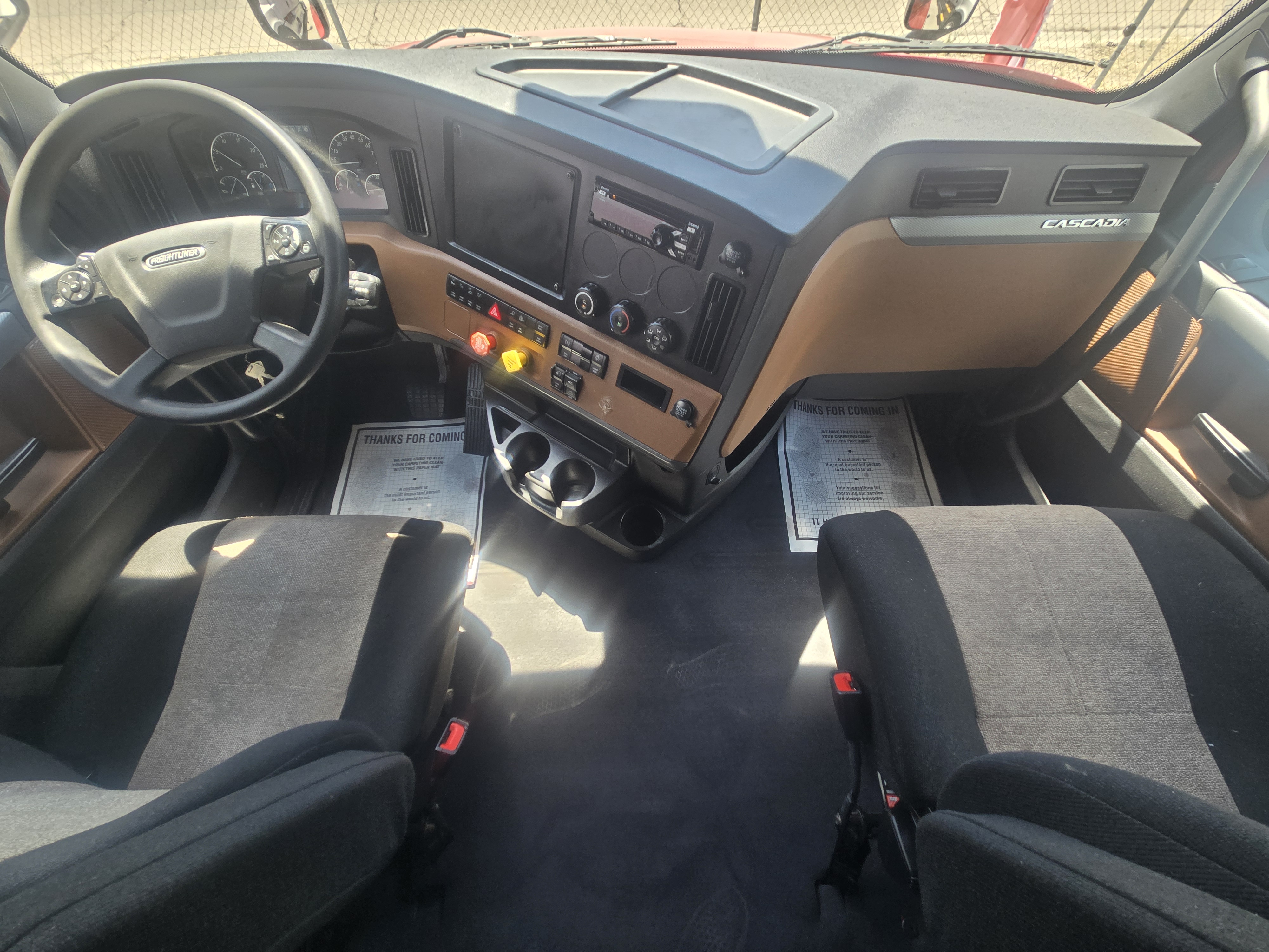 2020 FREIGHTLINER CASCADIA 126SLP - image 18