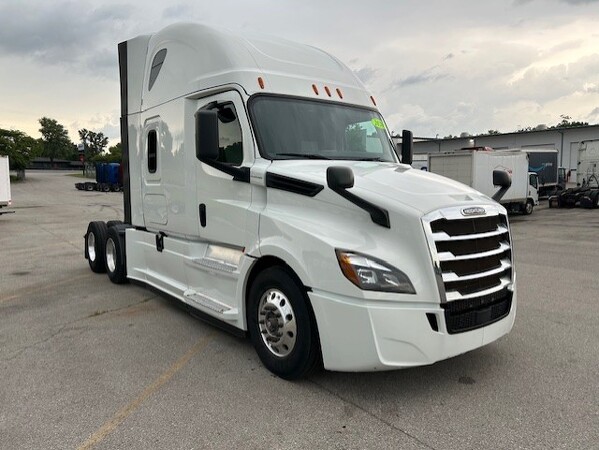FREIGHTLINER CASCADIA 126SLP 2020