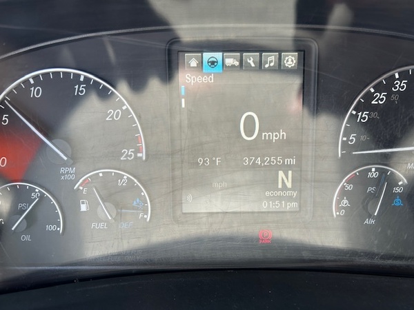 FREIGHTLINER CASCADIA 126SLP 2021