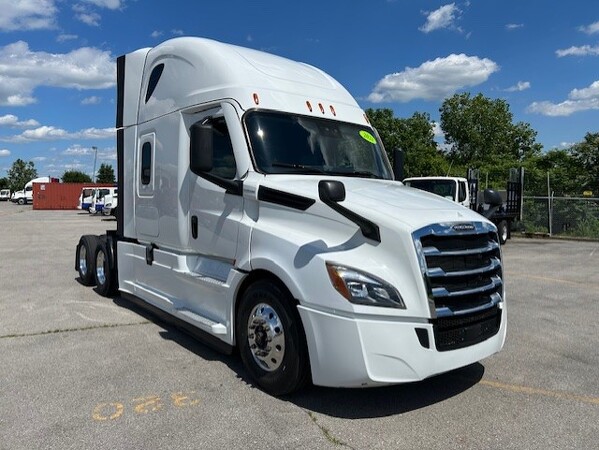 FREIGHTLINER CASCADIA 126SLP 2021