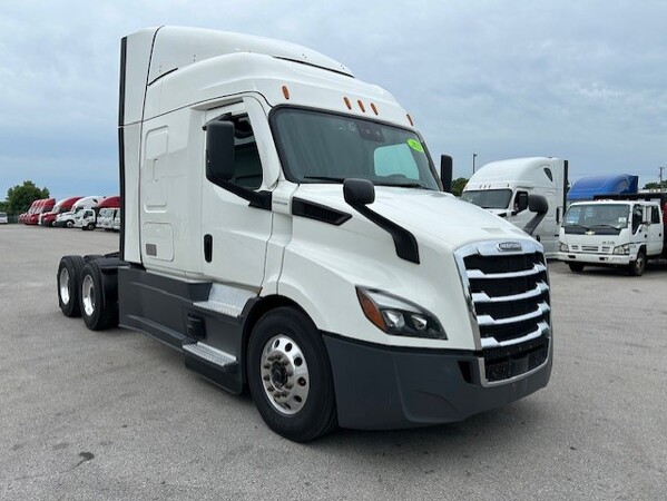 FREIGHTLINER CASCADIA 116SLP 2022