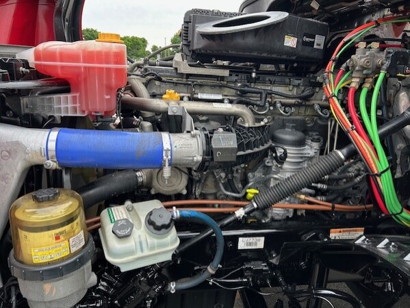 FREIGHTLINER CASCADIA 126SLP 2020